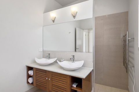 The Cove Kettering - Kempsey Accommodation 6