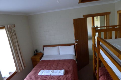 Willaway Motel Apartments - Kempsey Accommodation 6