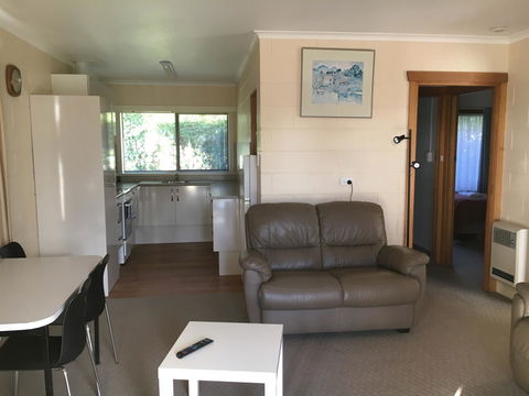Willaway Motel Apartments - Kempsey Accommodation 2