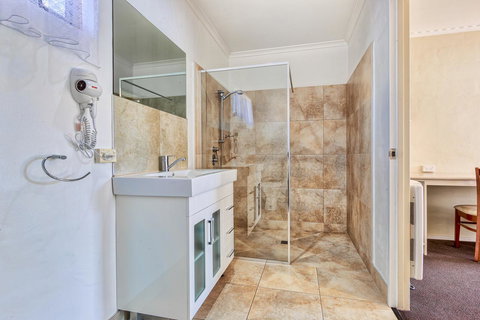 Wintersun Gardens Motel - Kempsey Accommodation 9