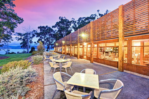 Stewarts Bay Lodge - Kempsey Accommodation 11