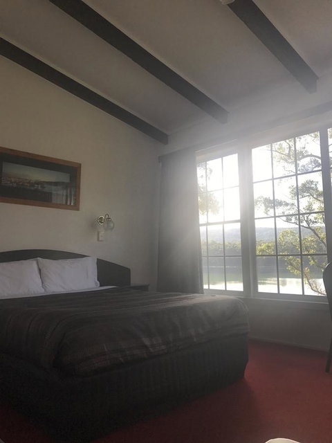 The Fox And Hounds Historic Hotel - Kempsey Accommodation 15