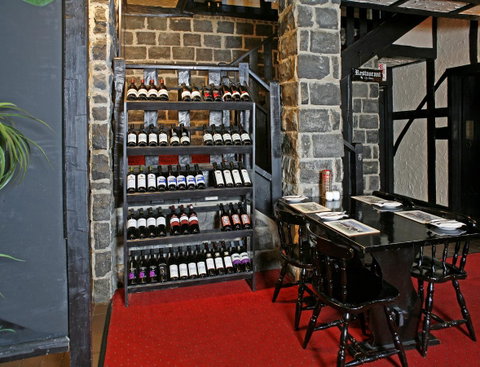 The Fox And Hounds Historic Hotel - Kempsey Accommodation 23