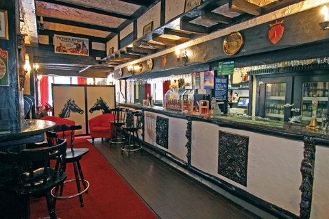 The Fox And Hounds Historic Hotel - Kempsey Accommodation 33
