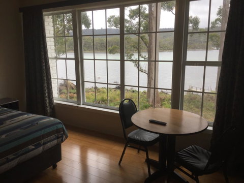 The Fox And Hounds Historic Hotel - Kempsey Accommodation 5