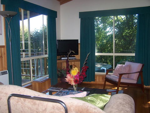 Drumreagh Cabins - Kempsey Accommodation 29