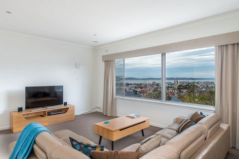 City Lights - Kempsey Accommodation 7