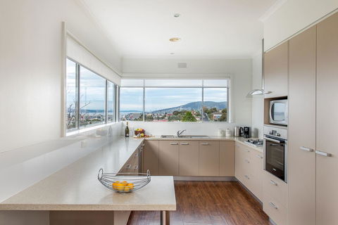 City Lights - Kempsey Accommodation 8