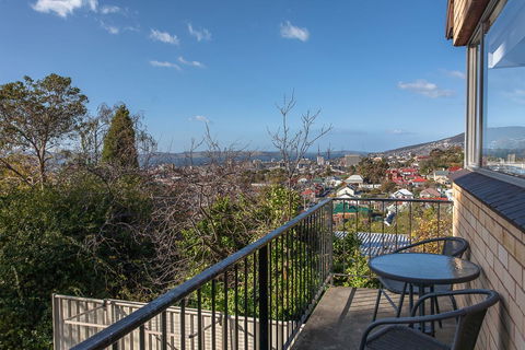 City Lights - Kempsey Accommodation 10