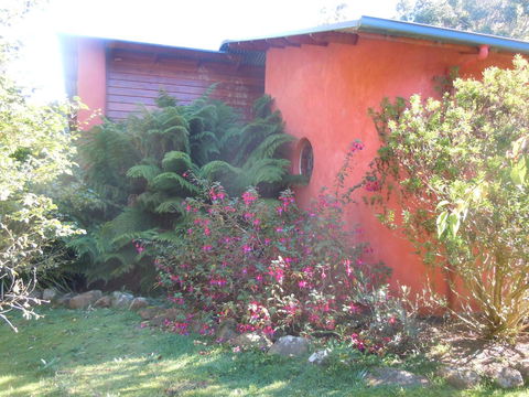 Whispering Spirit Holiday Cottages & Mini Ponies - Kempsey Accommodation 8