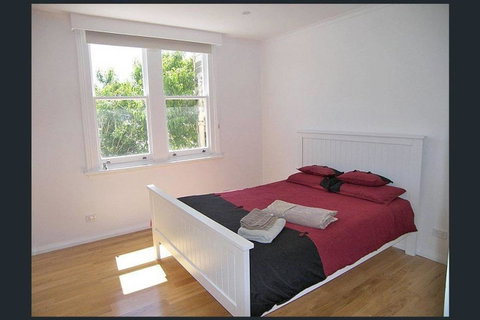 Hobart Colonial Apartment - Kempsey Accommodation 12