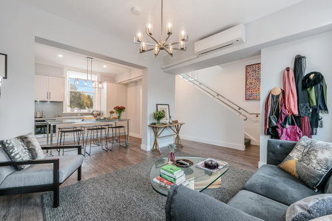 City Retreat Hobart - Kempsey Accommodation 3