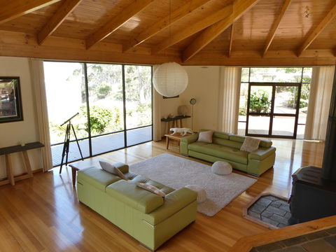 Osprey Lodge & Bungalow - Kempsey Accommodation 7