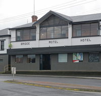 Bridge Hotel - Kempsey Accommodation