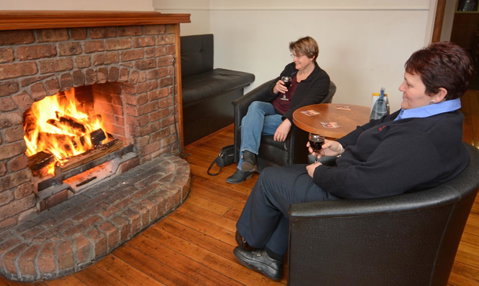 Bridge Hotel - Kempsey Accommodation 16