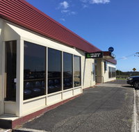 Regatta Point Tavern  Holiday Villas - Kempsey Accommodation