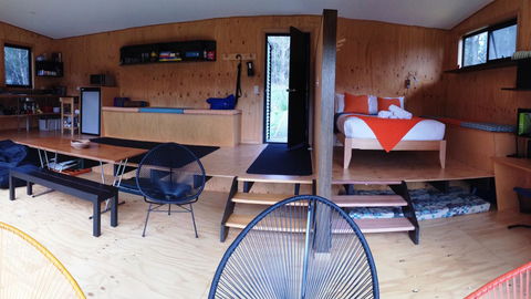 BAY OF FIRES ECO HUT Off Grid Experience At Binalong Bay - Kempsey Accommodation 8