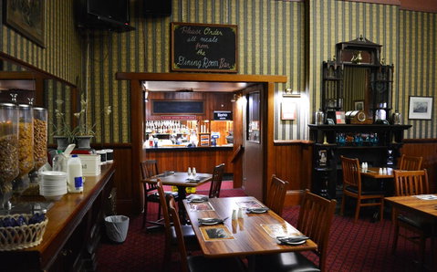Empire Hotel Queenstown - Kempsey Accommodation 15