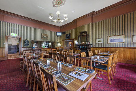 Empire Hotel Queenstown - Kempsey Accommodation 13
