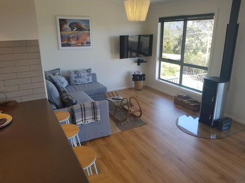GRANITE BEACH HOUSE @ Bay Of Fires - Kempsey Accommodation 10