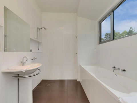 Cloudy Bay Lagoon Estate - Kempsey Accommodation 14