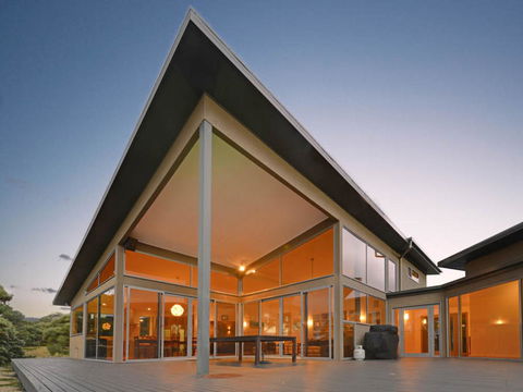 Cloudy Bay Lagoon Estate - Kempsey Accommodation 1