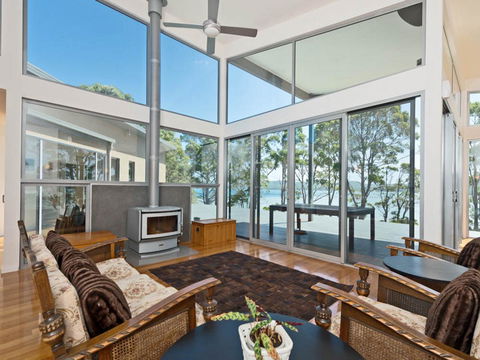 Cloudy Bay Lagoon Estate - Kempsey Accommodation 3