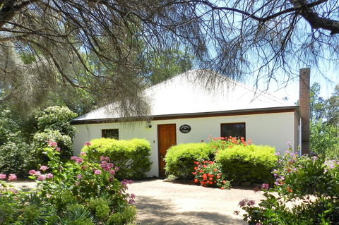 Wagners Cottages - Kempsey Accommodation 4