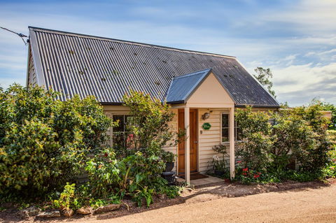 Wagners Cottages - Kempsey Accommodation 31