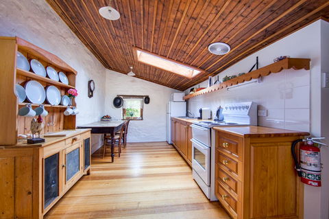 Wagners Cottages - Kempsey Accommodation 35