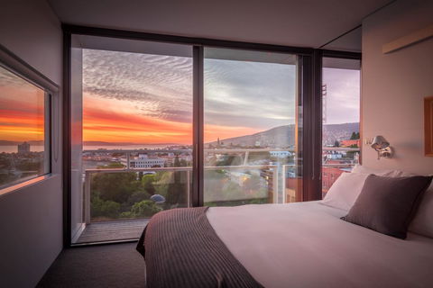 Avalon City Retreat - Kempsey Accommodation 9