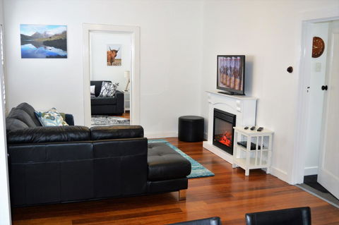 Lyttleton Cottage - Kempsey Accommodation 9