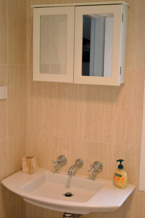 Lyttleton Cottage - Kempsey Accommodation 11