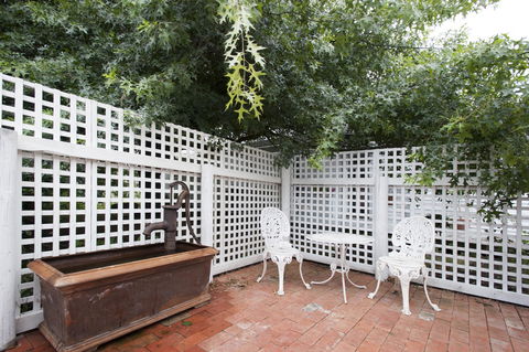 White Dove Cottage Bed And Breakfast - Kempsey Accommodation 8