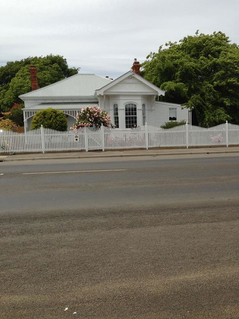 White Dove Cottage Bed And Breakfast - Kempsey Accommodation 11