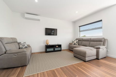 Rosewater Townhouses Dromana - Kempsey Accommodation 25