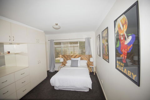 Flora Hill Creek Views - Kempsey Accommodation 2