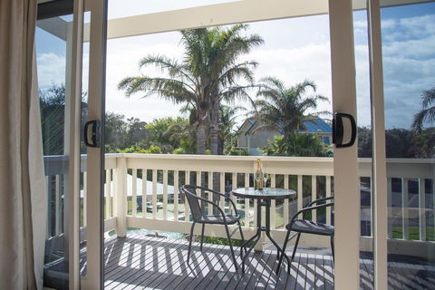 Boathouse Resort Studios And Suites - Kempsey Accommodation 9