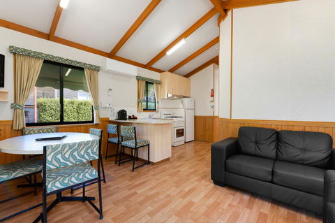 Bright Riverside Holiday Park - Kempsey Accommodation 23