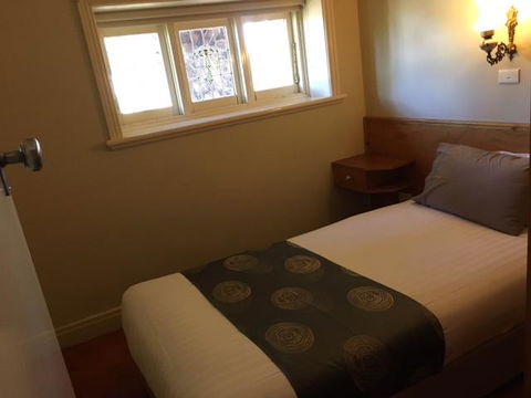 Campbell St Lodge - Kempsey Accommodation 8