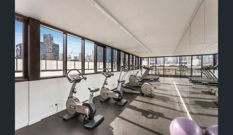 2Bedroom Apartment With Views In Docklands Next To CBD & Marvel Stadium - Kempsey Accommodation 18