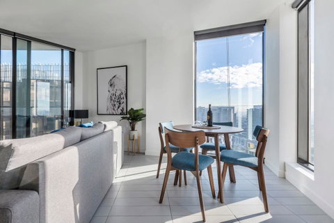 2Bedroom Apartment With Views In Docklands Next To CBD & Marvel Stadium - Kempsey Accommodation 4
