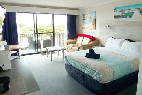Apollo Bay Waterfront Motor Inn - Kempsey Accommodation 2