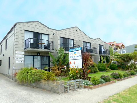 Apollo Bay Waterfront Motor Inn - Kempsey Accommodation 1