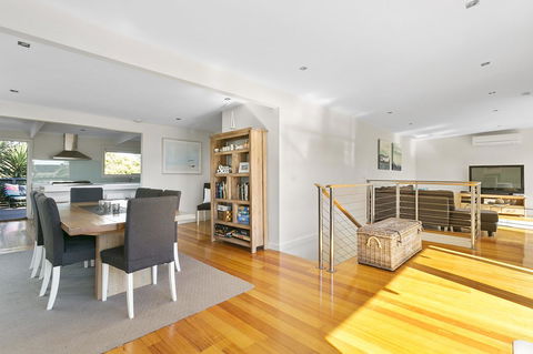 Front Beach House - Kempsey Accommodation 15