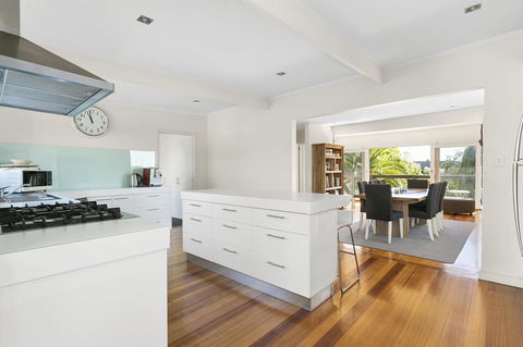 Front Beach House - Kempsey Accommodation 3