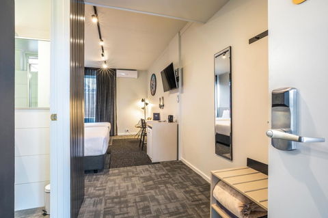 Nightcap At Keysborough Hotel - Kempsey Accommodation 1