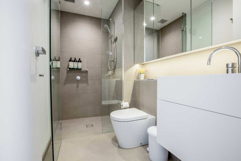 New Eureka 108 Hotel Apartments - Kempsey Accommodation 0