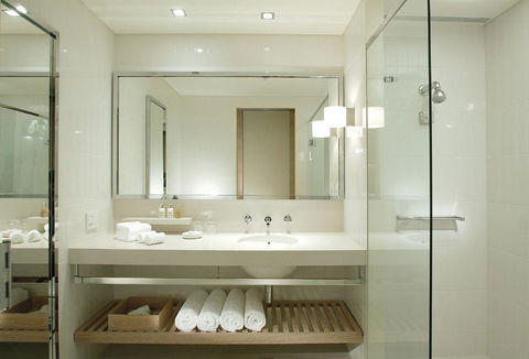 Crown Promenade Melbourne - Kempsey Accommodation 6