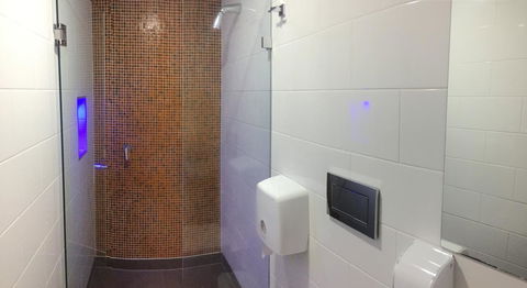 Europa Melbourne - Kempsey Accommodation 12